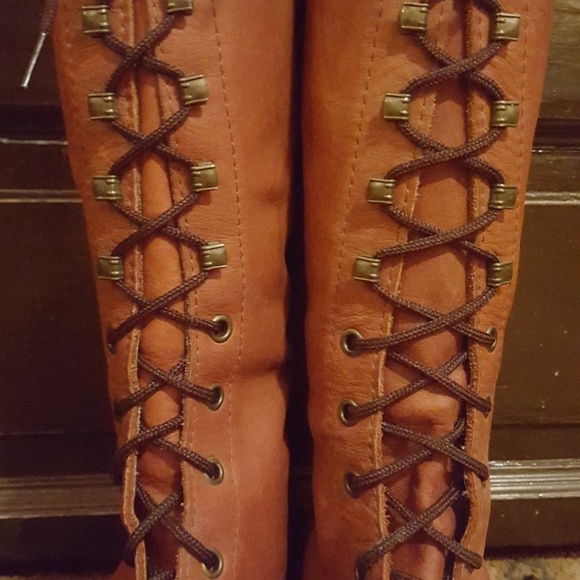 Vintage Leather Lace Up Boots - Picture 3 of 8
